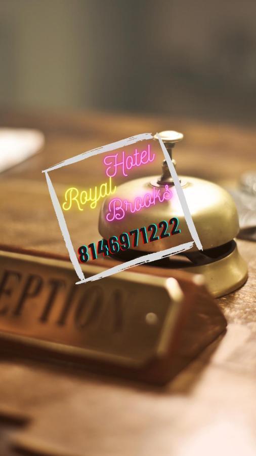 Hotel Royal Brooks Chandīgarh Екстериор снимка